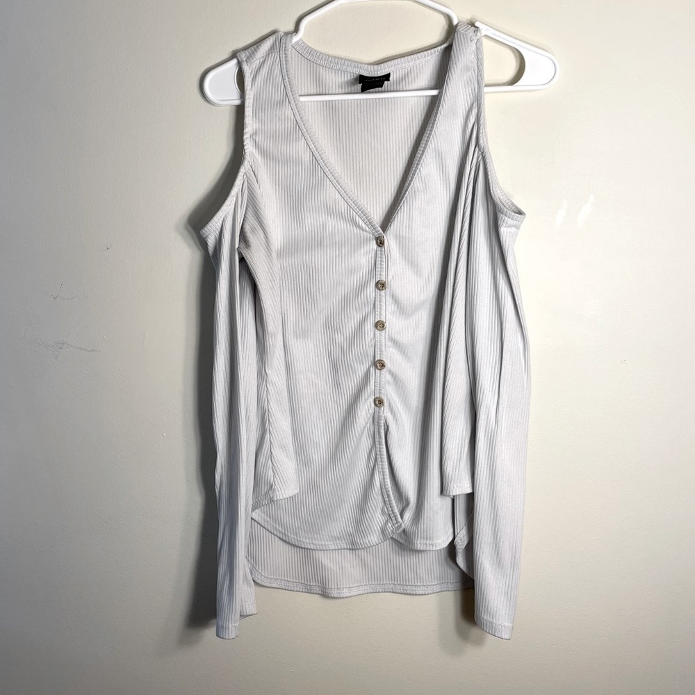 Rue21 White Cold Shoulder Long Sleeved Ribbed Button Women’s Top